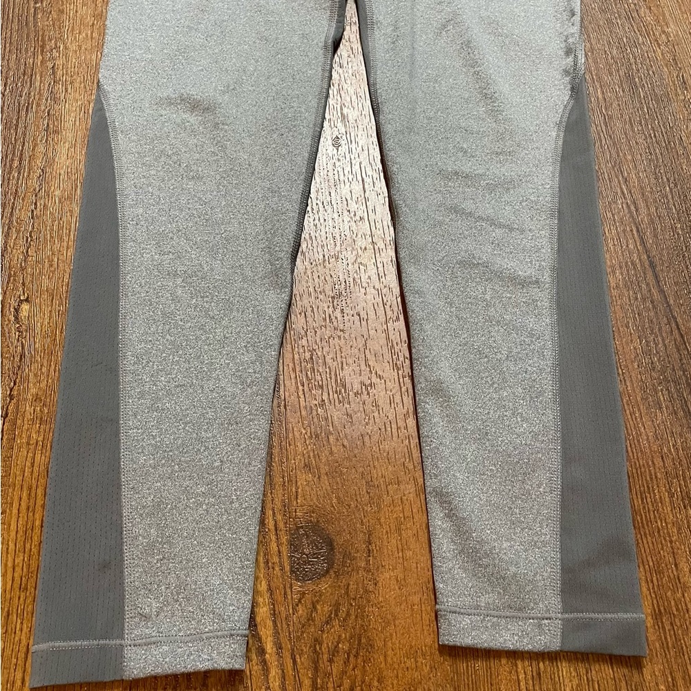 Nike Pro Leggings - Picture 2 of 3